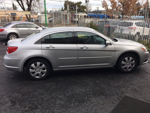 2012 chrysler 200 - chrysler, lx